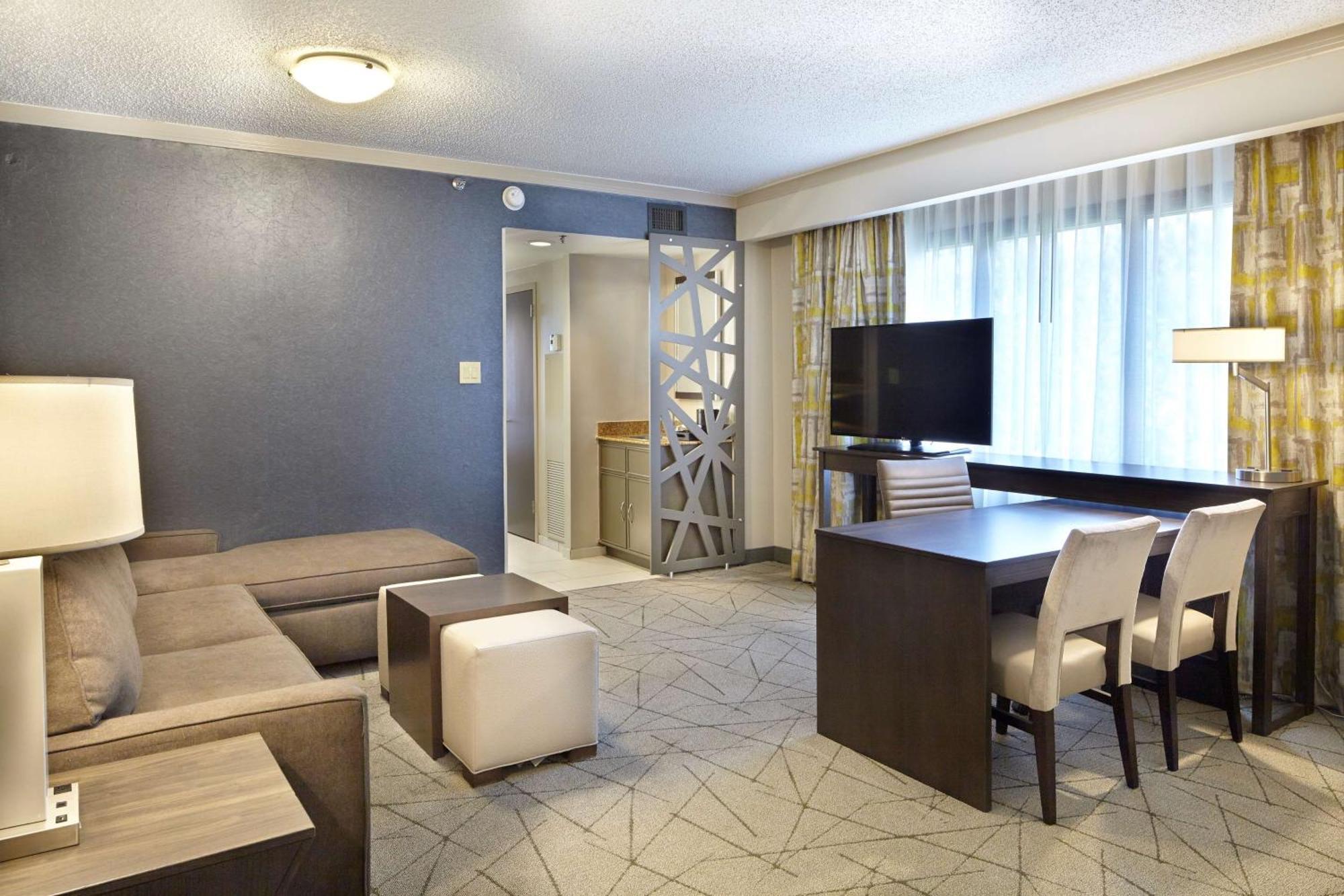 Embassy Suites By Hilton Atlanta Galleria Smyrna Bagian luar foto