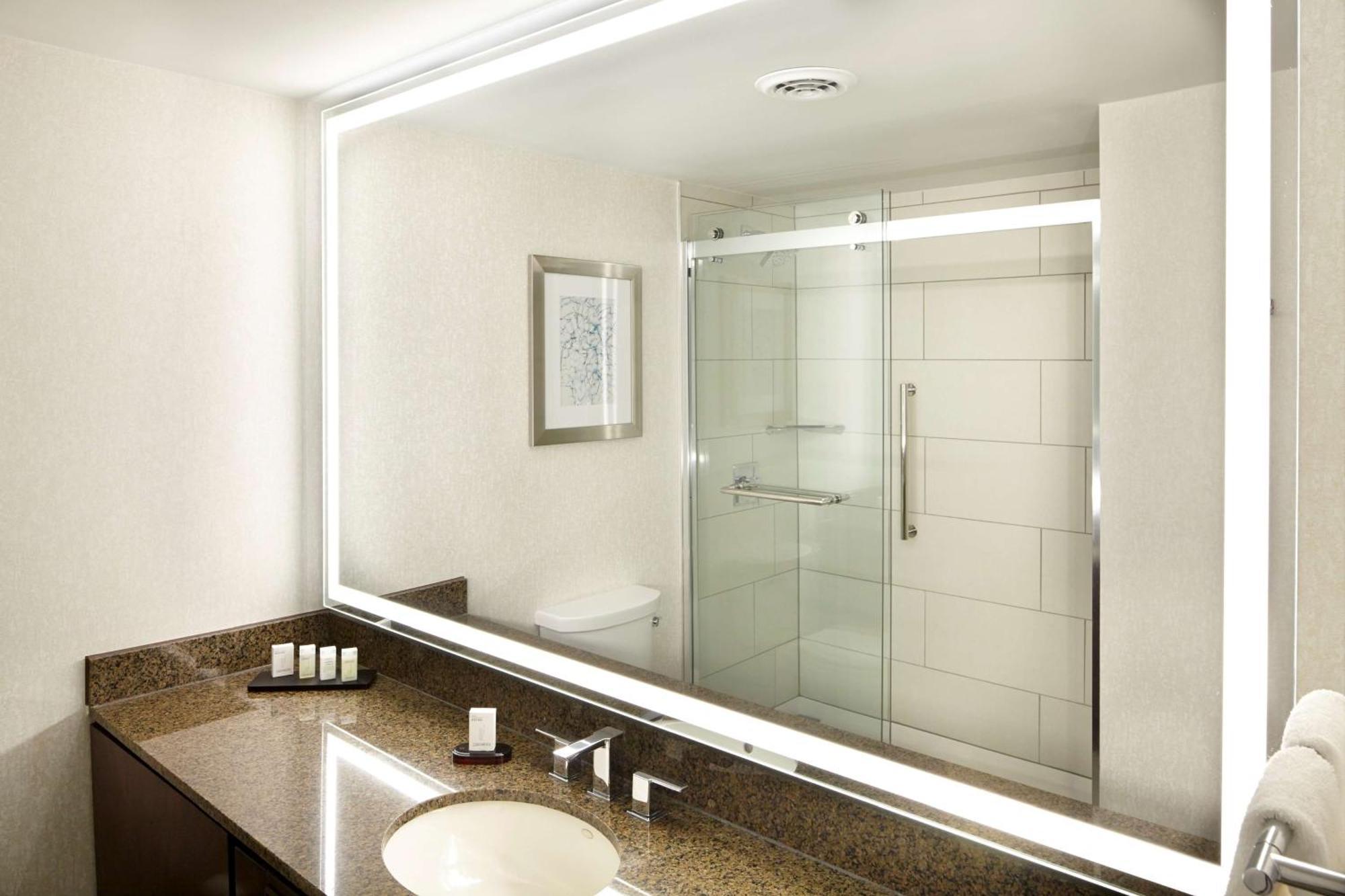 Embassy Suites By Hilton Atlanta Galleria Smyrna Bagian luar foto